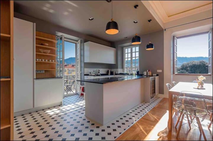 Luxury In * Nizza