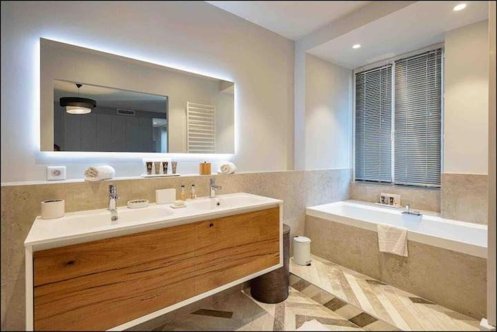Luxury In Apartment